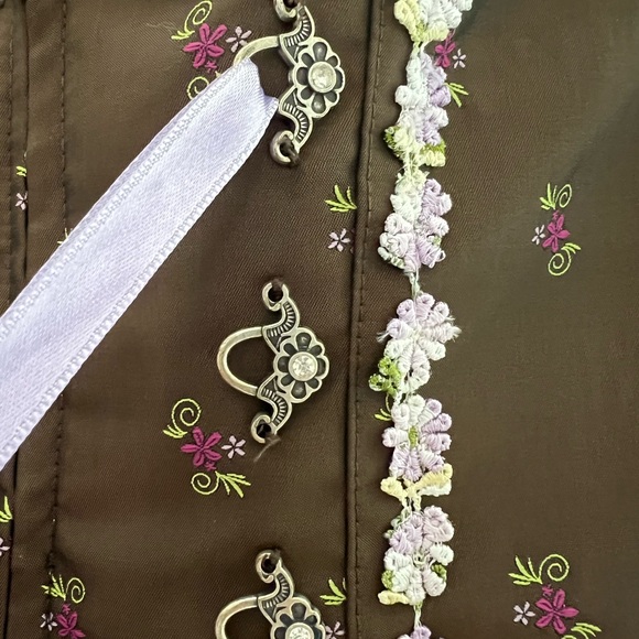 AUTHENTIC WOMEN'S GERMAN DIRNDL DRESS PURPLE/BROWN OKTOBERFEST - Picture 5 of 9